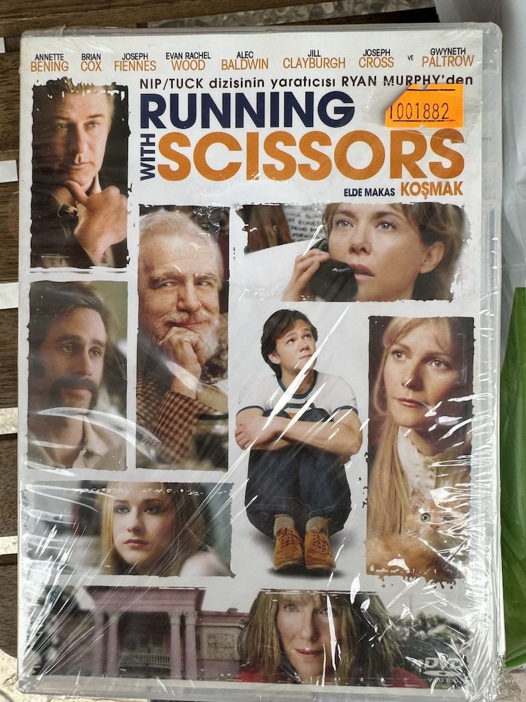 RUNNING WITH SCISSORS - ELDE MAKAS KOŞMAK - DVD
