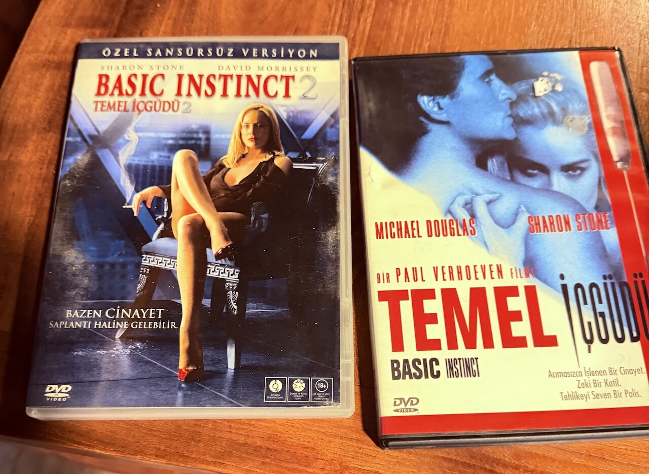 BASIC INSTICT 1-2 SET - TEMEL İÇGÜDÜ 1-2 SET