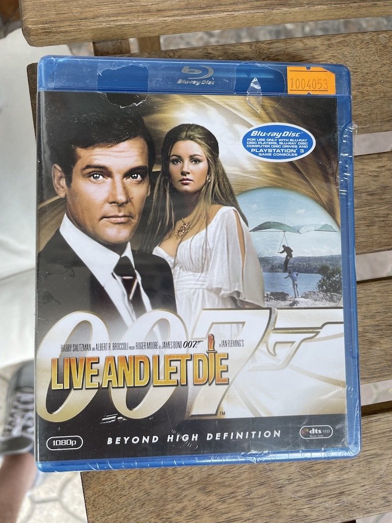 BLU RAY - JAMES BOND - LIVE AND LET DIE