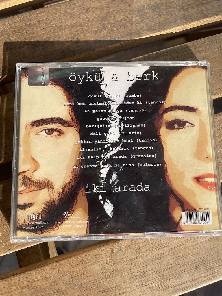 ÖYKÜ & BERK - İKİ ARADA