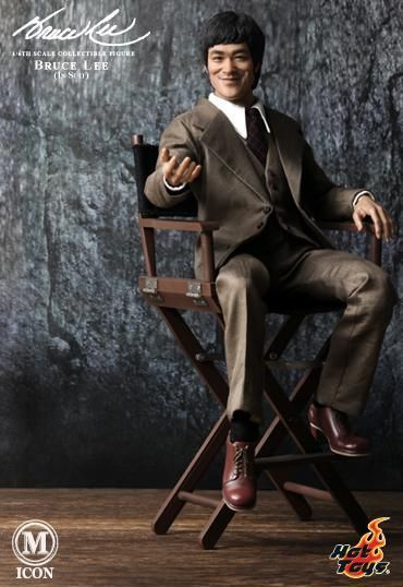 Bruce Lee In Suit Figure
