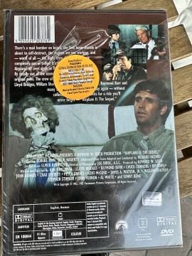 AIRPLANE 2 THE SEQUEL