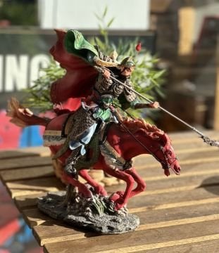 KIRMIZI ATLI SAVAŞÇI BİBLO