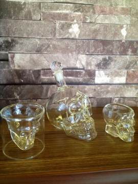 Tasarım Kuru Kafa Şişe Cam Dekantör 550ml