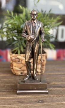 Atatürk Biblo Ayakta Dekoratif Heykel
