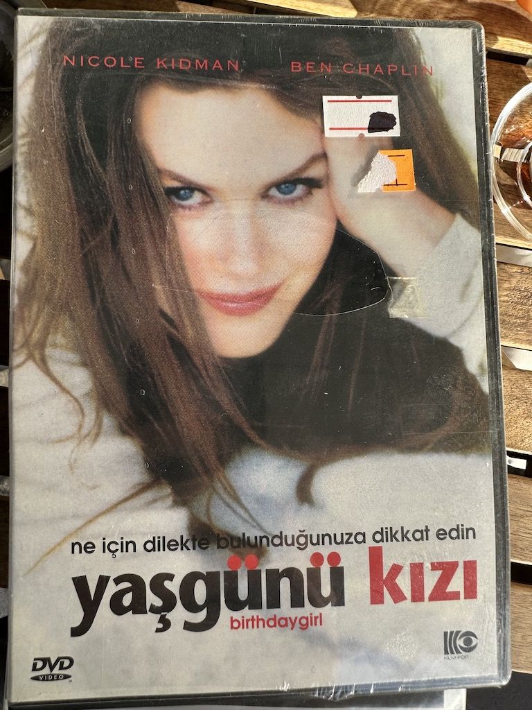 BIRTHDAY GIRL - YAŞGÜNÜ KIZI