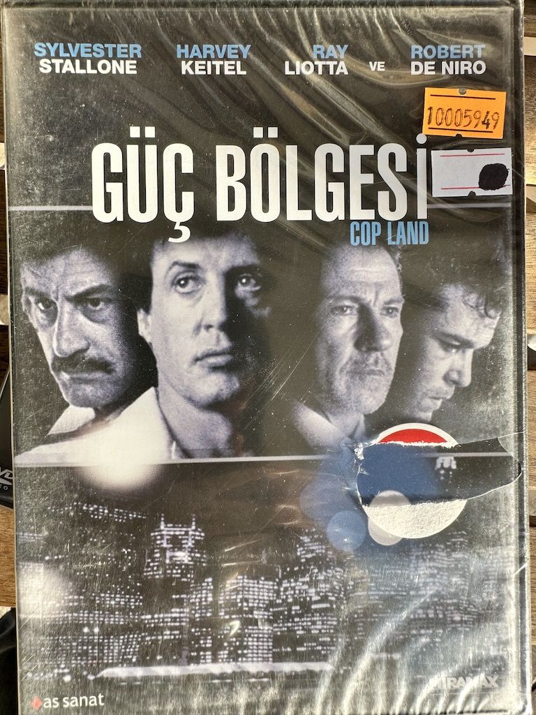 COP LAND-GÜÇ BÖLGESİ