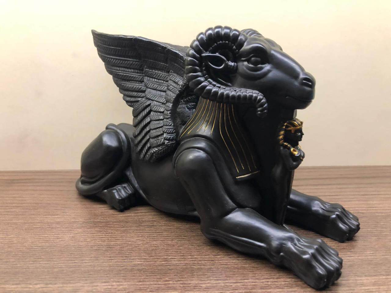 Mısır Dekoratif Oturan Koç Biblo