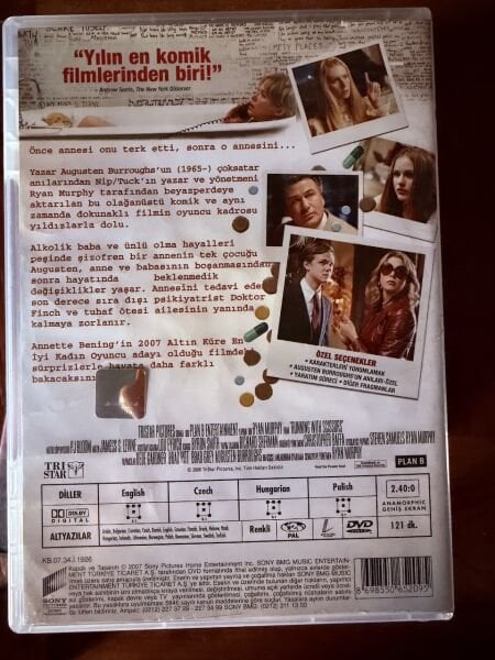 RUNNING WITH SCISSORS - ELDE MAKAS KOŞMAK - DVD